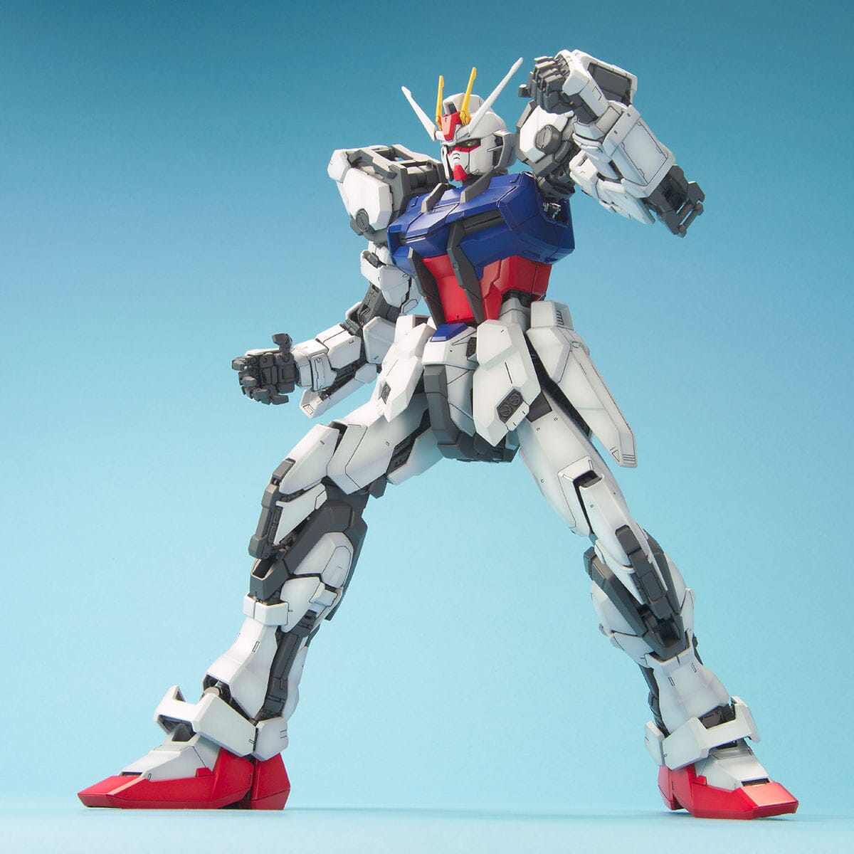 PG 1/60 Strike Gundam