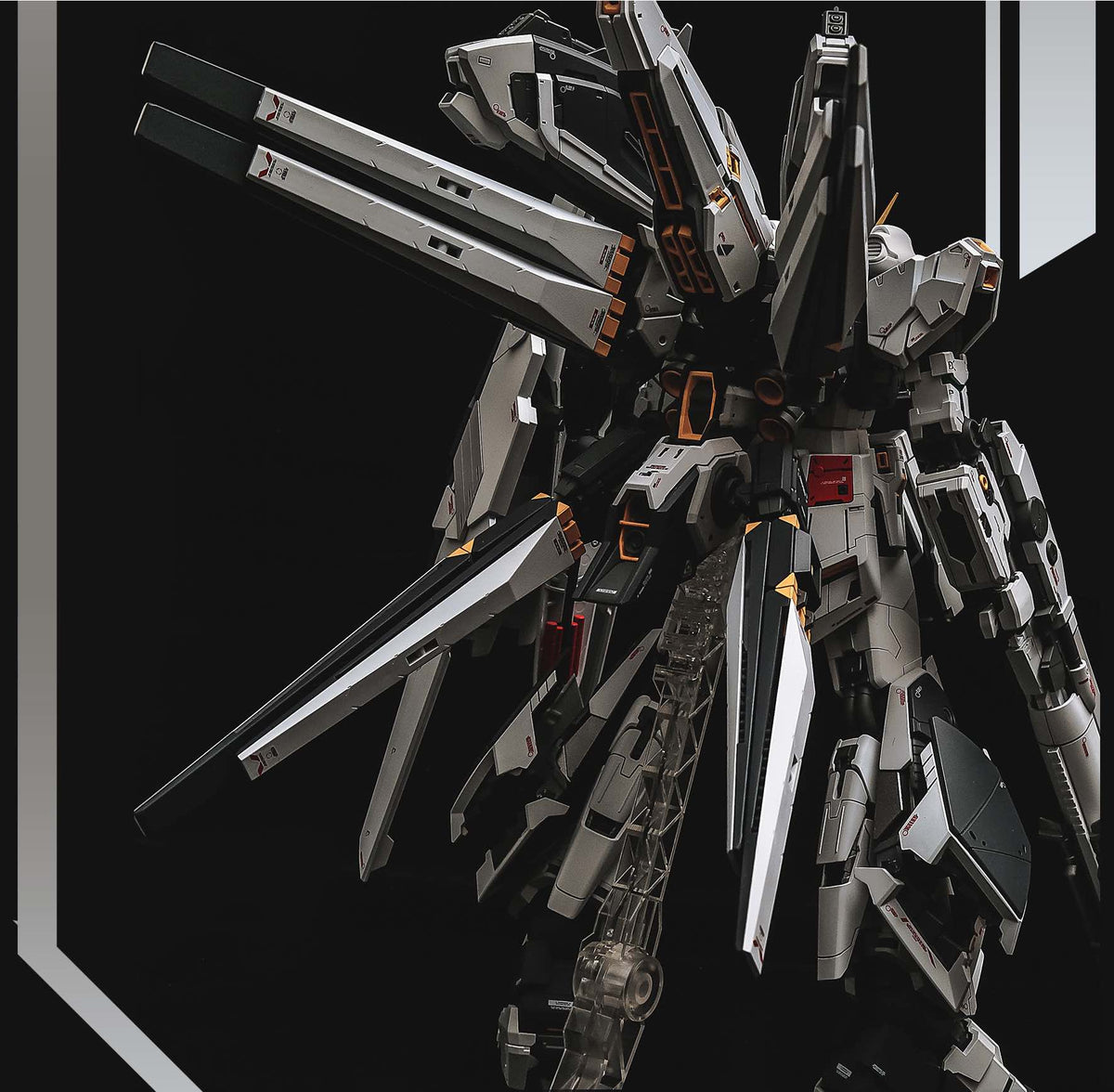Rage Nucleon 1/100 RX93 v Gundam ver.Ka High Mobility Backpack