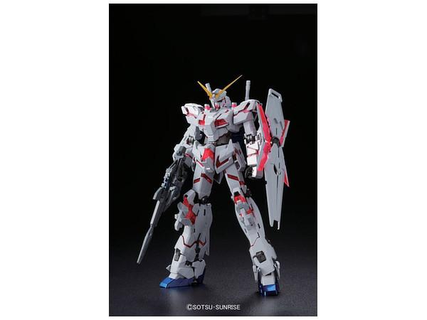 1/100 MG RX-0 Unicorn Gundam (Red or Green Frame Twin Frame Edition) Titanium Finish