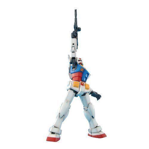MG 1/100 Gundam RX-78-2 (Ver 2.0)